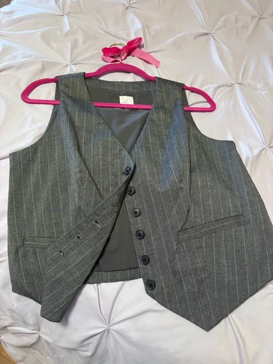 A NEW DAY pinstripe corporate chic vest - Picture 6 of 12